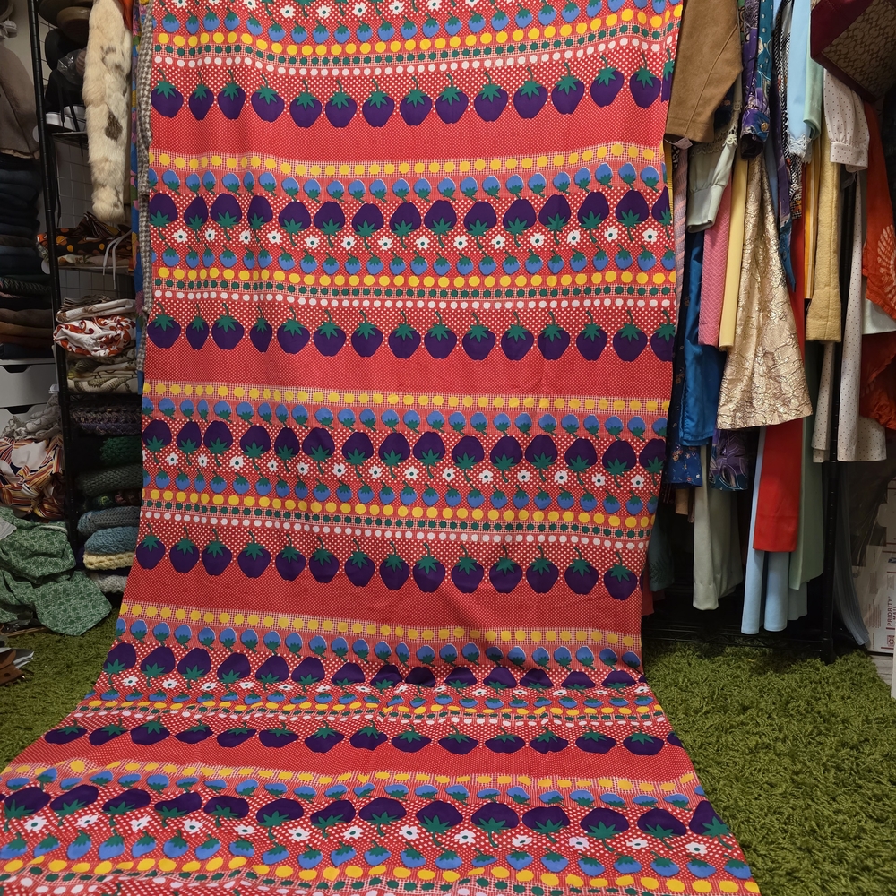 Colorful Geometric Patterned Throw Blanket